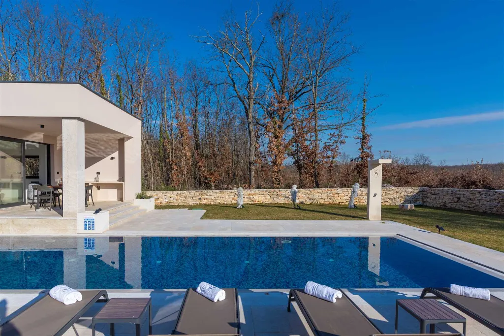 Villa in Sveti Petar u Šumi for up to 4 Guests