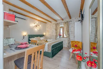 Split Studio for 2 Guests with Private Terrace