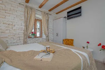 Split Studio for 2 Guests with Private Terrace