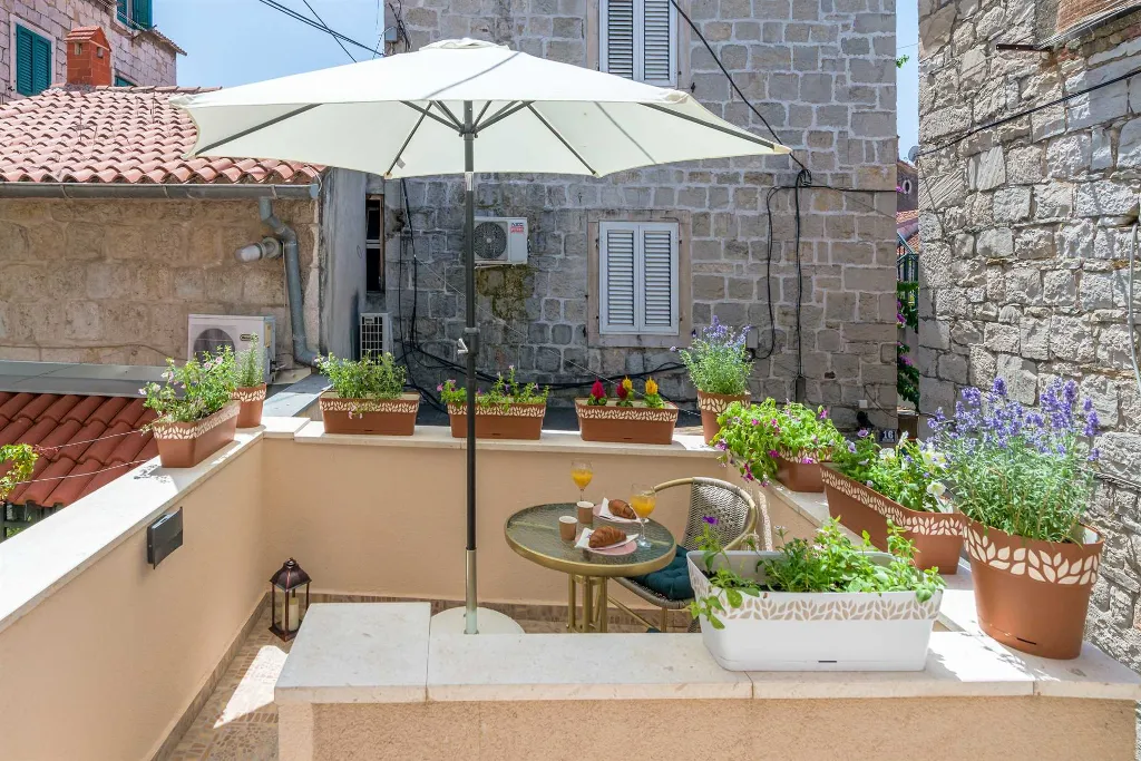 Split Studio for 2 Guests with Private Terrace