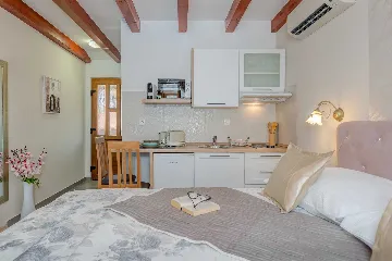 Studio in Split Old Town for 2 Guests