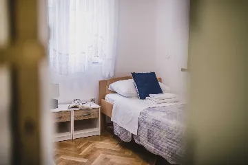 Split 3-Bedroom Apartment with Private Garden