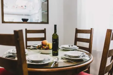 Split 3-Bedroom Apartment with Private Garden