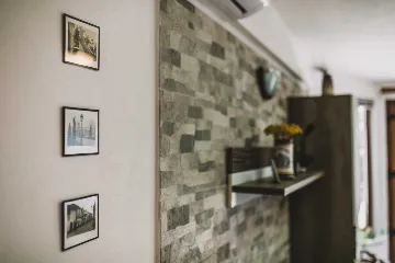 Split 3-Bedroom Apartment with Private Garden