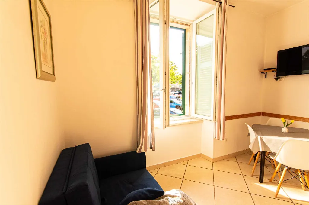 1-Bedroom Apartment in Split for Up to 3 Guests