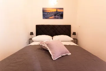 1-Bedroom Apartment in Split for Up to 3 Guests