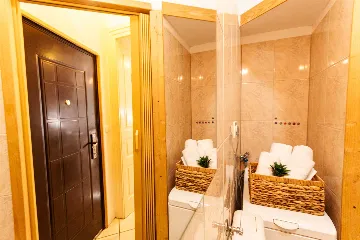 1-Bedroom Apartment in Split for Up to 3 Guests