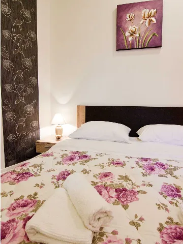 1-Bedroom Apartment in Split for up to 3 Guests