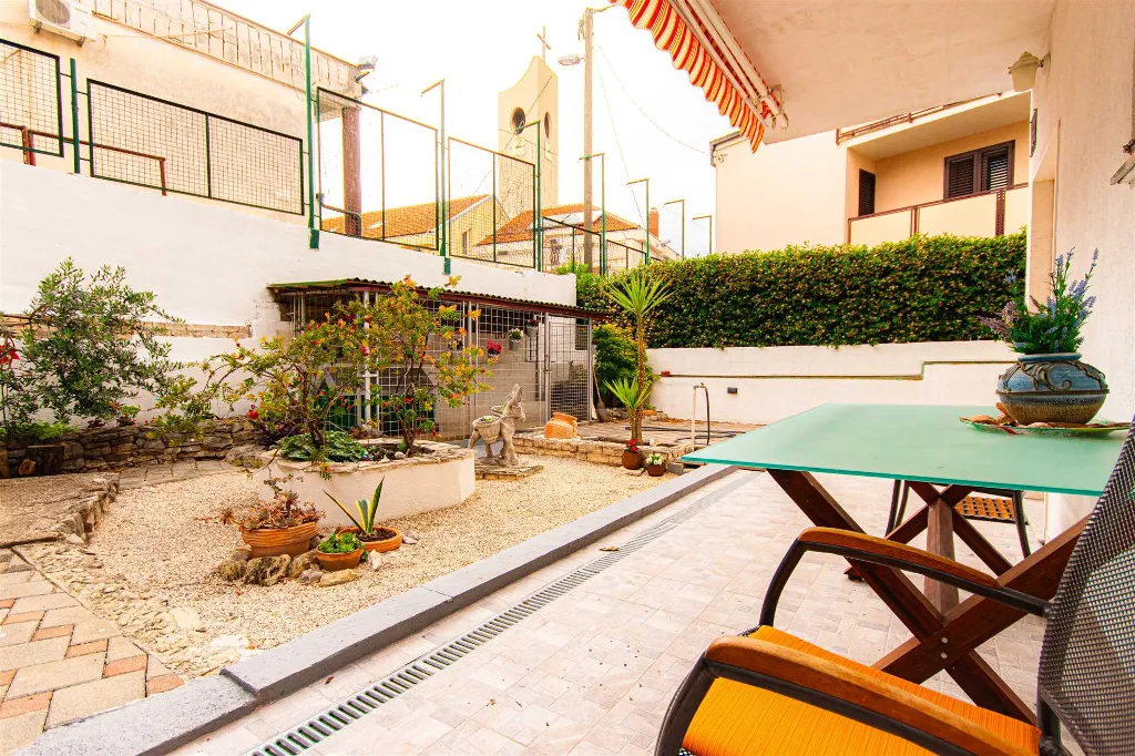 Ground-Floor 1-Bedroom Apartment in Split