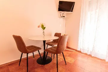 Ground-Floor 1-Bedroom Apartment in Split