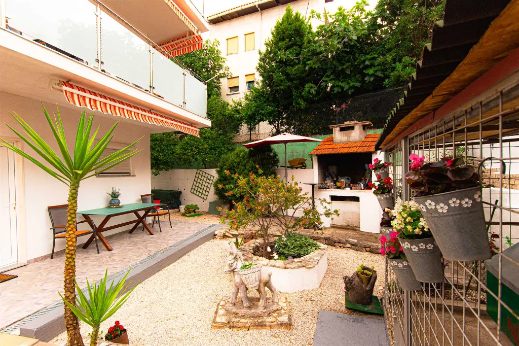 Ground-Floor 1-Bedroom Apartment in Split