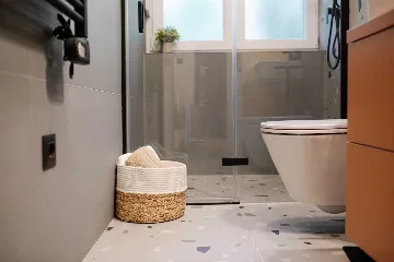 Split 1-Bedroom Apartment for 3 Guests