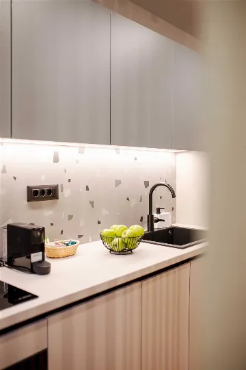 Split 1-Bedroom Apartment for 3 Guests