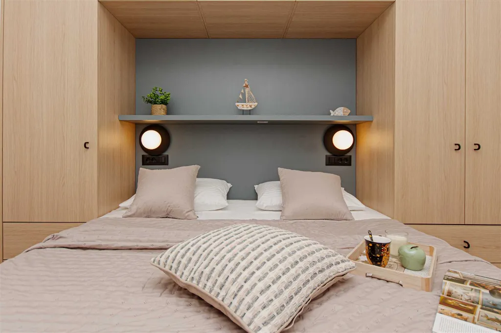 Split 1-Bedroom Apartment for 3 Guests