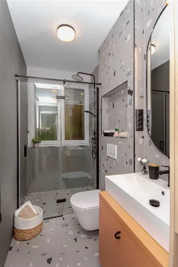 Split 1-Bedroom Apartment for 3 Guests