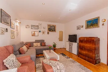 Split Apartment for Up to 5 with Balcony