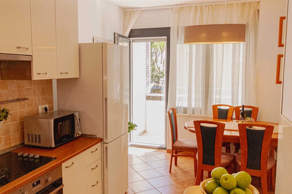 Split Apartment for Up to 5 with Balcony