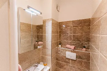 Split Apartment for Up to 5 with Balcony