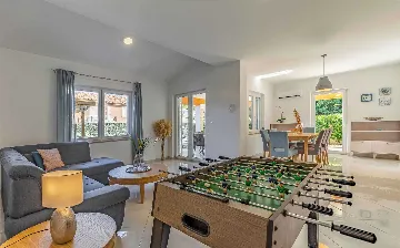 3-Bedroom Villa with Private Pool in Pula