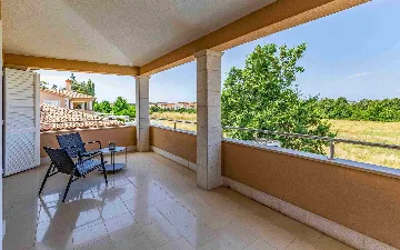 4-Bedroom Villa with Private Pool in Pula