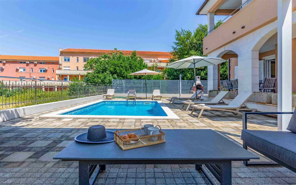 4-Bedroom Villa with Private Pool in Pula