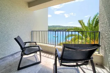 Deluxe Sea-View Suite Room in Cres
