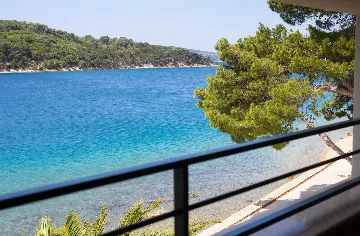 Deluxe Sea-View Suite Room in Cres