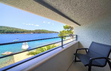 Deluxe Suite with Bay & Port Views in Cres