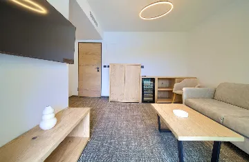 Deluxe Suite with Bay & Port Views in Cres