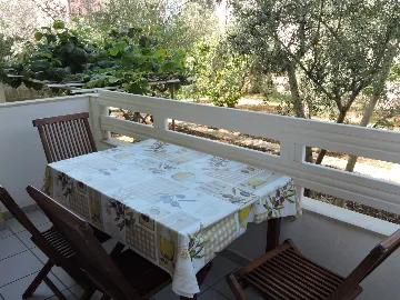 1-Bedroom Apartment in Novalja for Up to 4 Guests