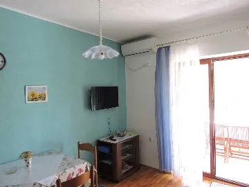 1-Bedroom Apartment in Novalja for up to 4 Guests