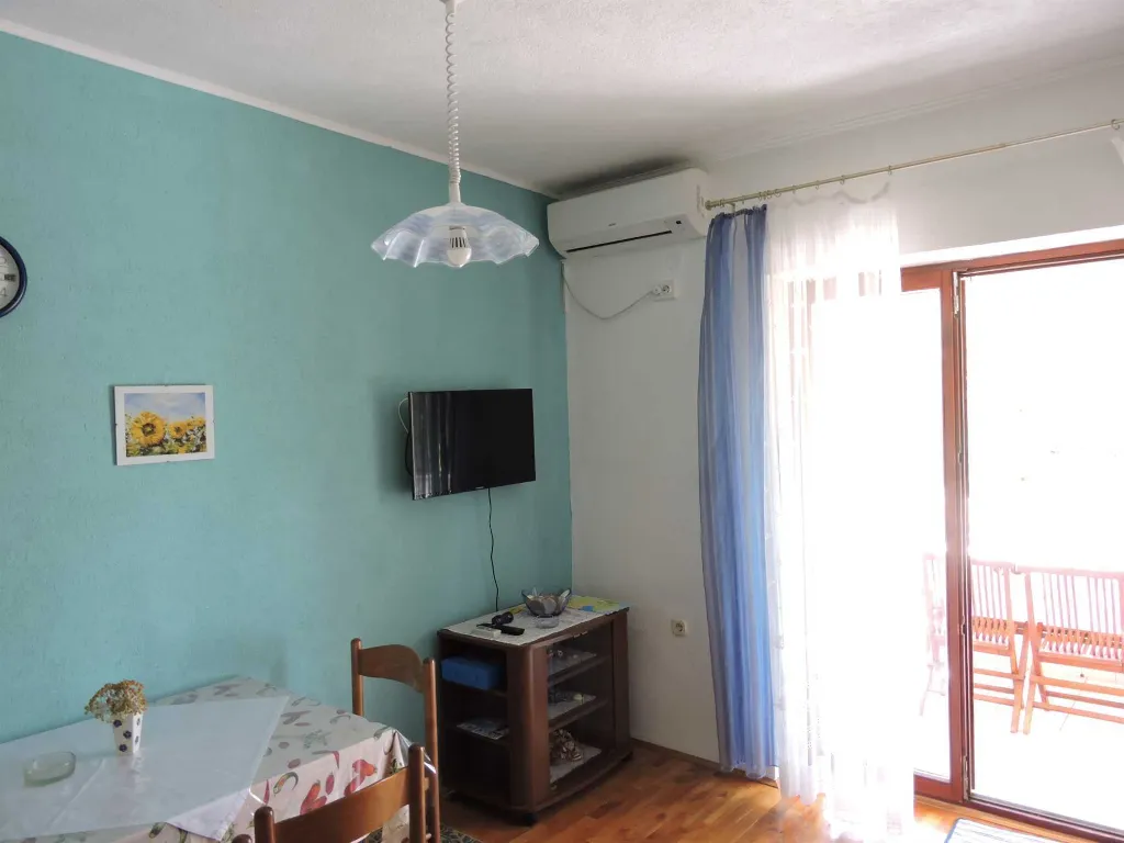1-Bedroom Apartment in Novalja for up to 4 Guests