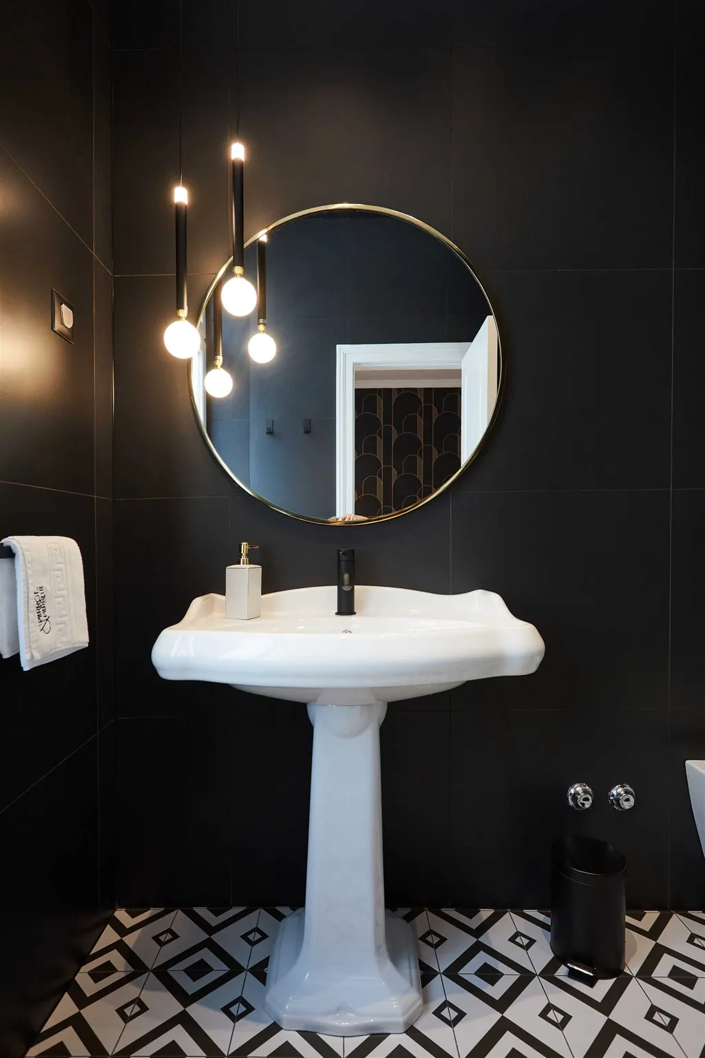 One-Bedroom Apartment in Zagreb