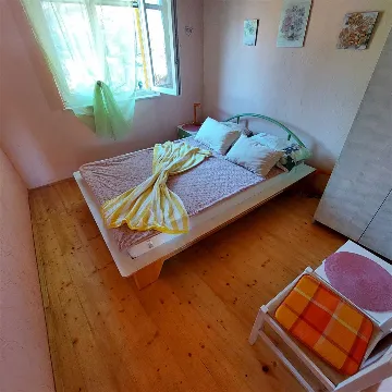 One-Bedroom Apartment with Parking in Murter