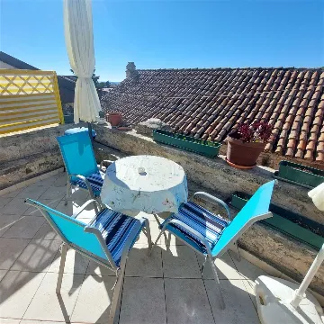 One-Bedroom Apartment in Murter for 3 Guests