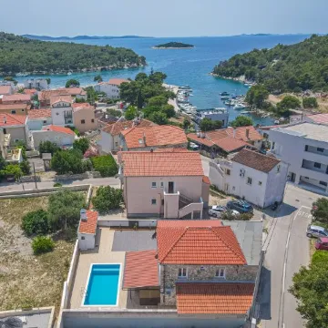 Holiday House in Tribunj for 8 Guests