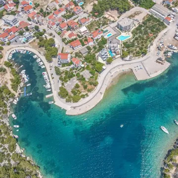 Holiday House in Tribunj for 8 Guests