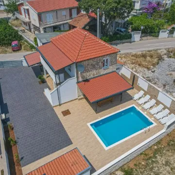 Holiday House in Tribunj for 8 Guests