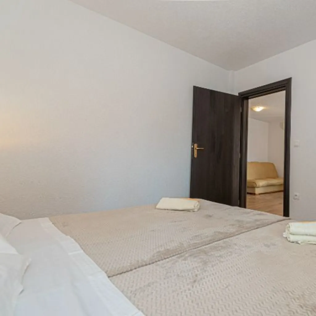 Holiday House in Tribunj for 8 Guests