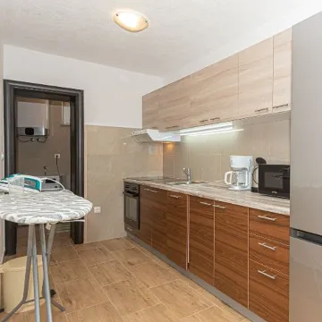 Holiday House in Tribunj for 8 Guests