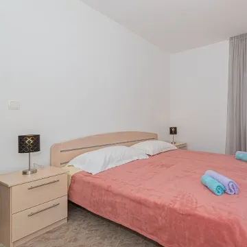 Holiday House in Tribunj for 8 Guests