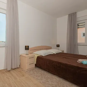 Holiday House in Tribunj for 8 Guests