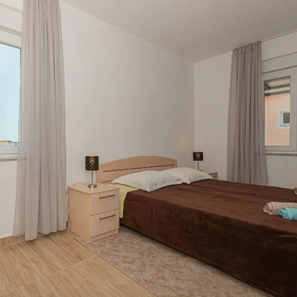 Holiday House in Tribunj for 8 Guests