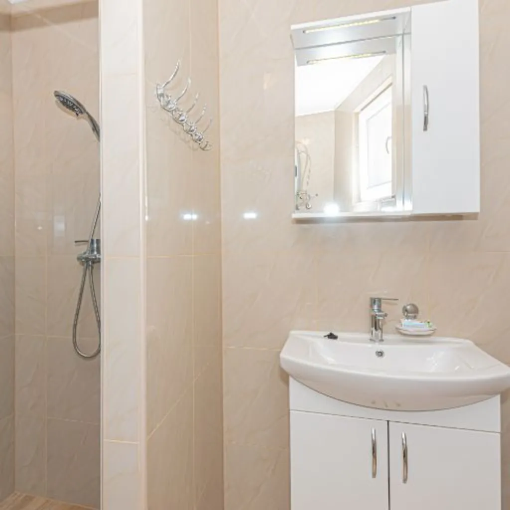 Holiday House in Tribunj for 8 Guests