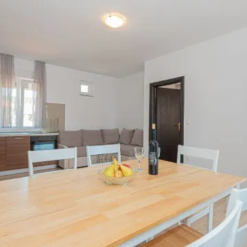 Holiday House in Tribunj for 8 Guests