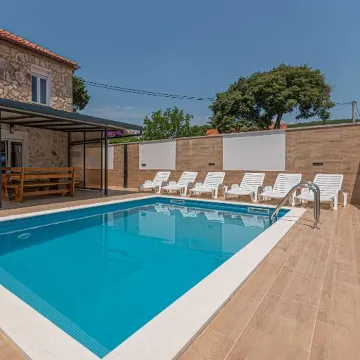 Holiday House in Tribunj for 8 Guests