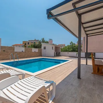 Holiday House in Tribunj for 8 Guests