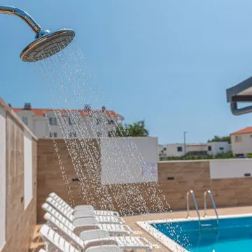 Holiday House in Tribunj for 8 Guests