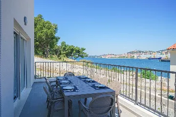 Seaside Retreat House Šibenik with Pool