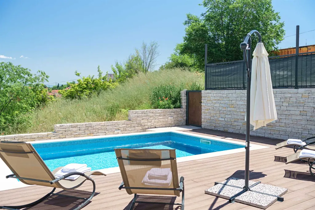Seaside Retreat House Šibenik with Pool